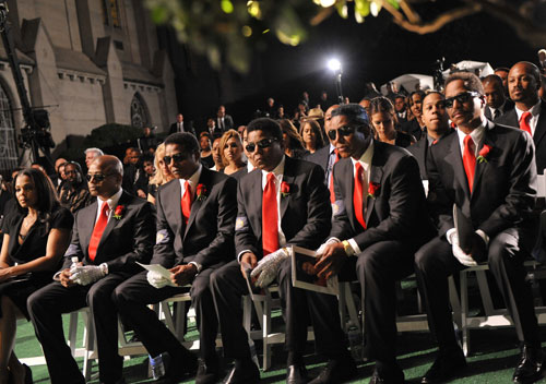 Janet Jackson, Randy Jackson, Jackie Jackson, Tito Jackson, Jermaine Jackson, Marlon Jackson Janet Jackson, Randy Jackson, Jackie Jackson, Tito Jackson, Jermaine Jackson, Marlon Jackson